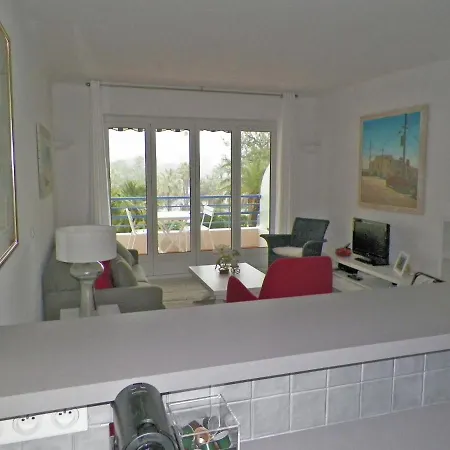 Contemporary In With Terrace Апартаменти *
