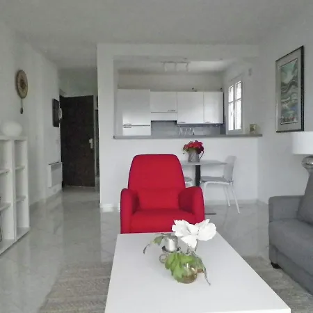 شقة Contemporary In With Terrace